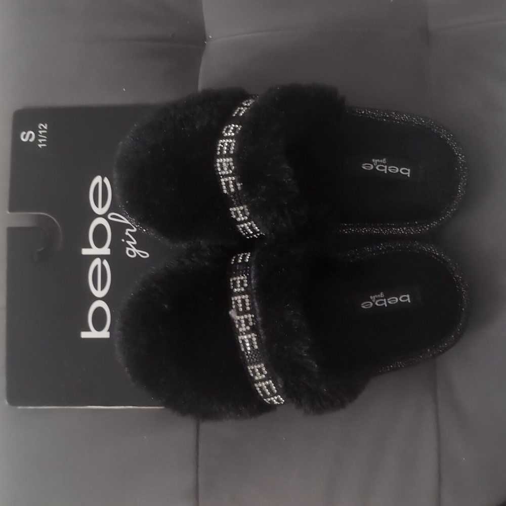 Girls Bebe slippers size 11/12